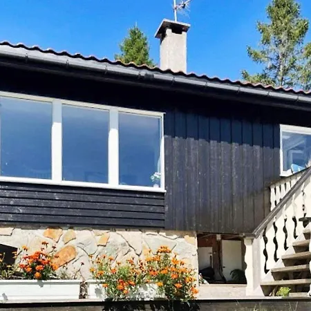 Holiday home Svelgen V *