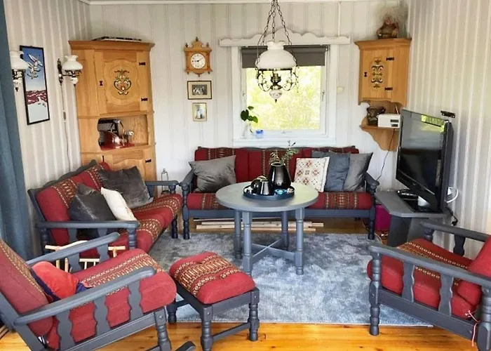 4 Person In Svelgen-by Traum * Sorgulen