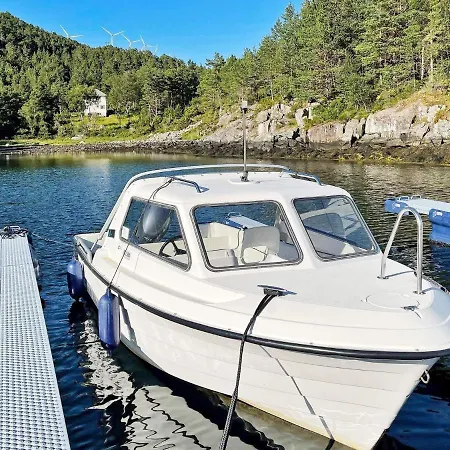 4 Person In Svelgen-by Traum Feriehus *